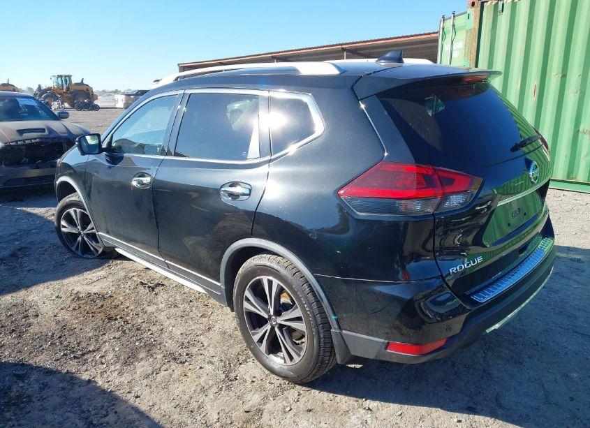 Photo 3 of 2019 Nissan Rogue SV (VIN JN8AT2MV7KW375725)