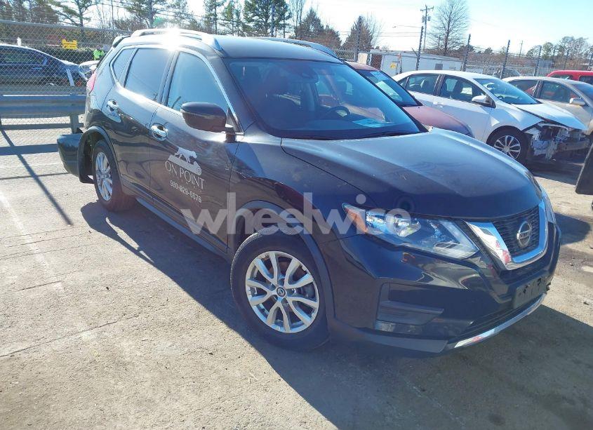 2019 Nissan Rogue SV (VIN JN8AT2MV7KW377765) main photo