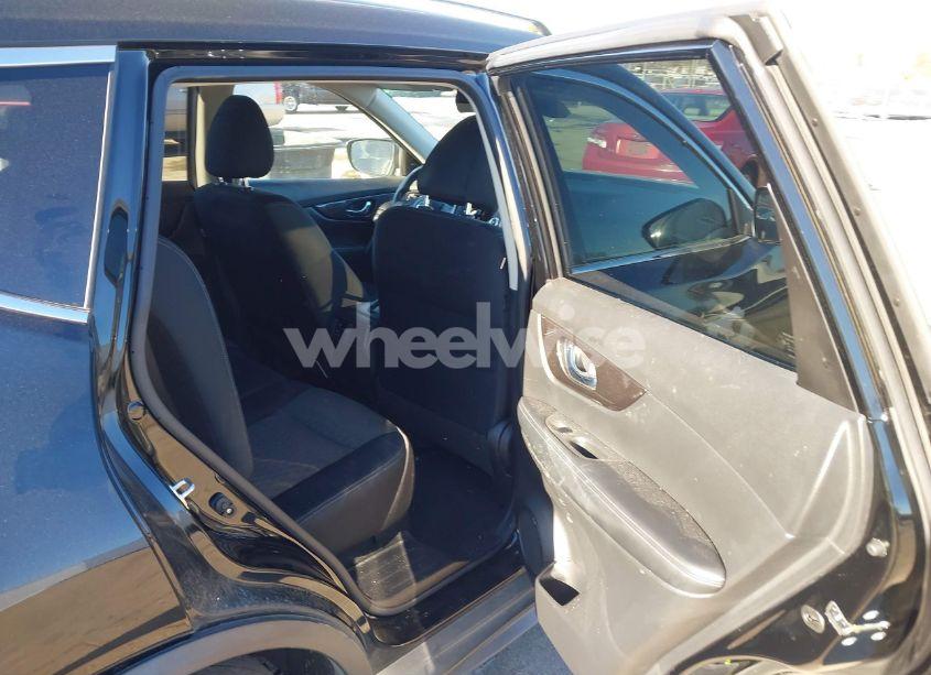 Photo 8 of 2019 Nissan Rogue SV (VIN JN8AT2MV7KW377765)