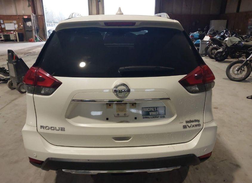Photo 16 of 2019 Nissan Rogue SV (VIN JN8AT2MV7KW385705)