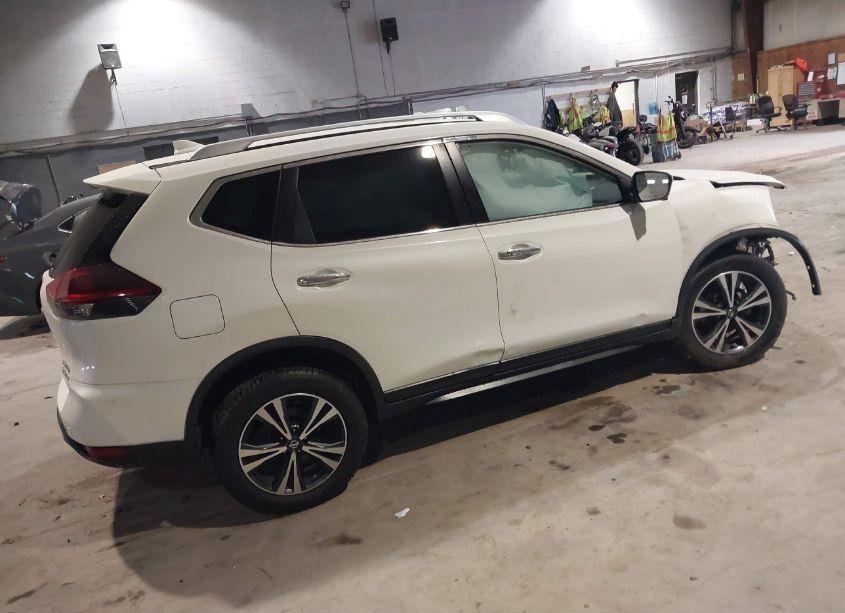 Photo 4 of 2019 Nissan Rogue SV (VIN JN8AT2MV7KW385705)