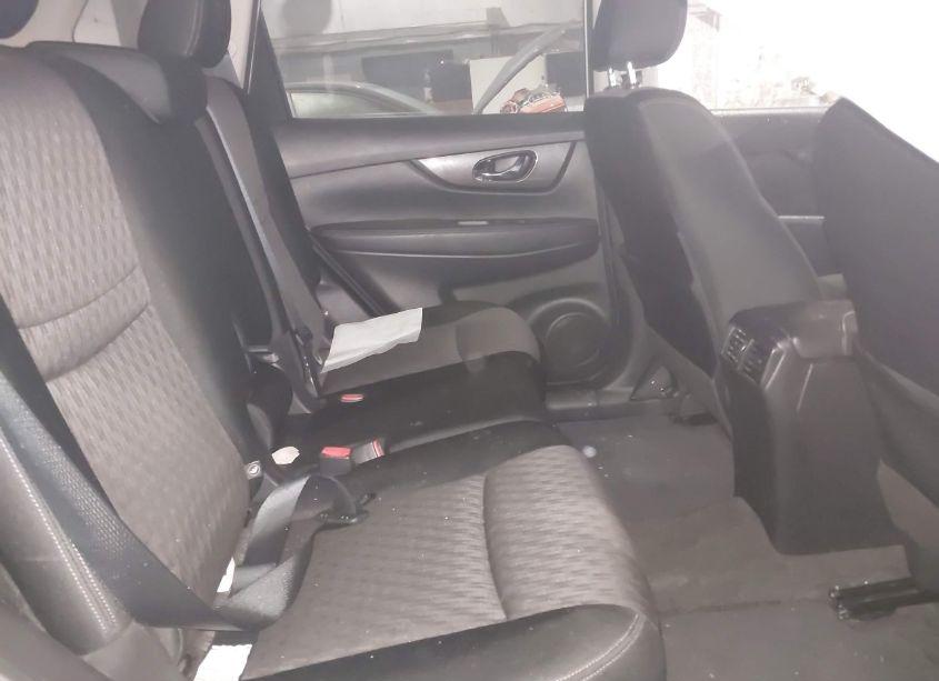 Photo 8 of 2019 Nissan Rogue SV (VIN JN8AT2MV7KW385705)