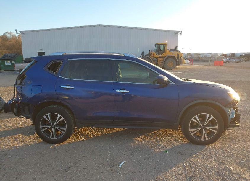 Photo 14 of 2019 Nissan Rogue SV (VIN JN8AT2MV7KW386434)