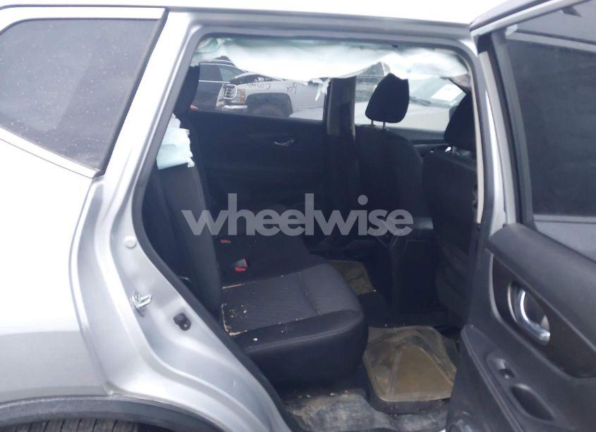 Photo 8 of 2019 Nissan Rogue SV (VIN JN8AT2MV7KW395926)