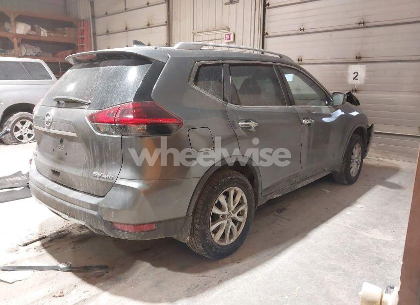 Photo 4 of 2020 Nissan Rogue SV INTELLIGENT AWD (VIN JN8AT2MV7LW115732)