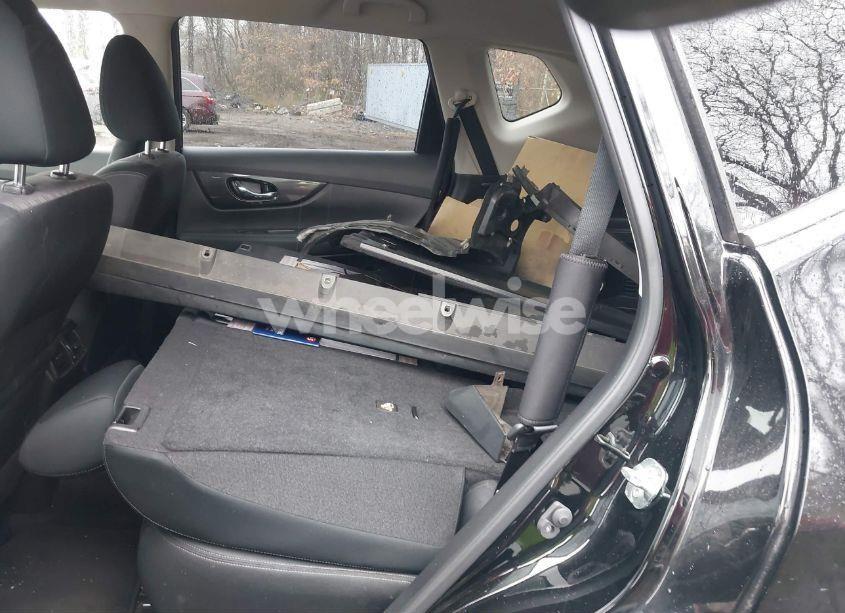 Photo 8 of 2020 Nissan Rogue SV INTELLIGENT AWD (VIN JN8AT2MV7LW119618)