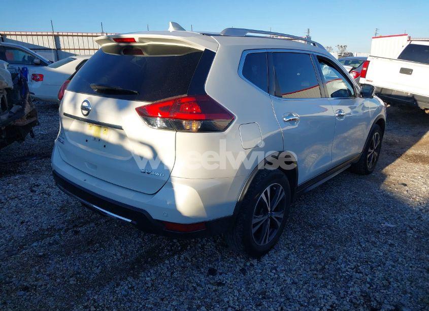 Photo 4 of 2020 Nissan Rogue SV INTELLIGENT AWD (VIN JN8AT2MV7LW132420)