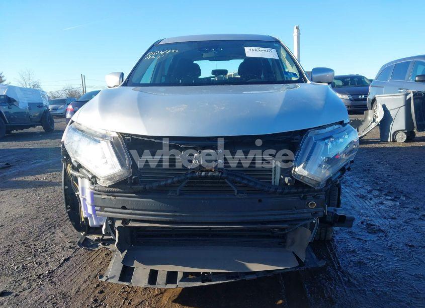 Photo 13 of 2020 Nissan Rogue S INTELLIGENT AWD (VIN JN8AT2MV7LW134247)
