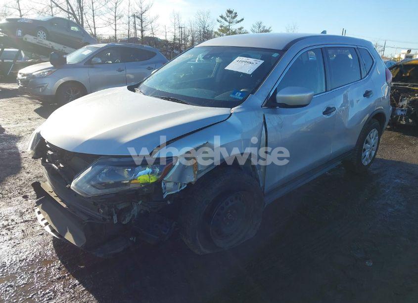 Photo 2 of 2020 Nissan Rogue S INTELLIGENT AWD (VIN JN8AT2MV7LW134247)