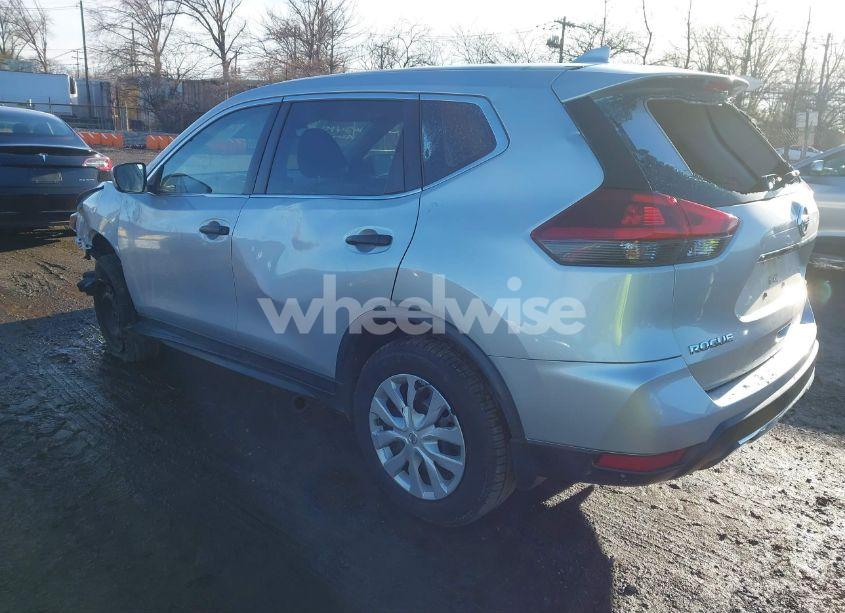 Photo 3 of 2020 Nissan Rogue S INTELLIGENT AWD (VIN JN8AT2MV7LW134247)