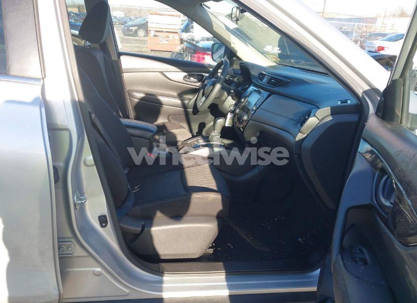 Photo 5 of 2020 Nissan Rogue S INTELLIGENT AWD (VIN JN8AT2MV7LW134247)