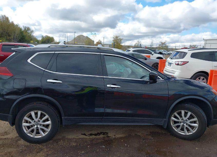 Photo 13 of 2020 Nissan Rogue SV INTELLIGENT AWD (VIN JN8AT2MV7LW137360)