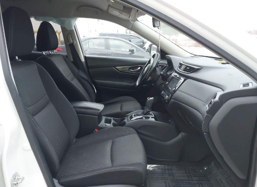 Photo 5 of 2020 Nissan Rogue SV INTELLIGENT AWD (VIN JN8AT2MV7LW143613)