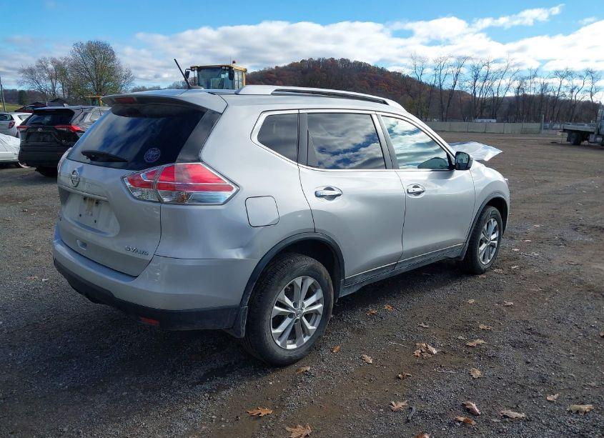 Photo 4 of 2016 Nissan Rogue SV (VIN JN8AT2MV8GW132402)