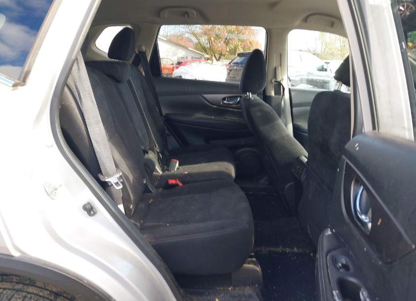 Photo 8 of 2016 Nissan Rogue SV (VIN JN8AT2MV8GW132402)