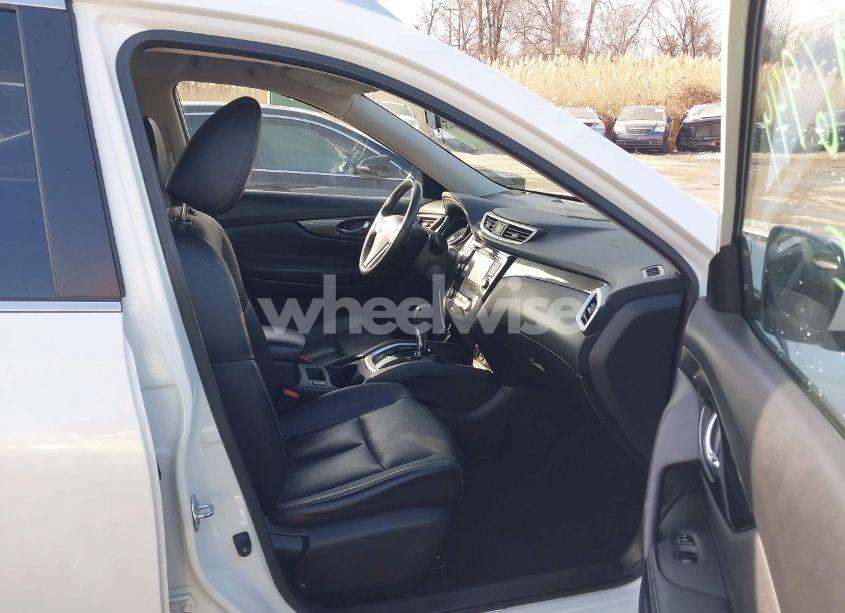 Photo 5 of 2016 Nissan Rogue SL (VIN JN8AT2MV8GW133906)