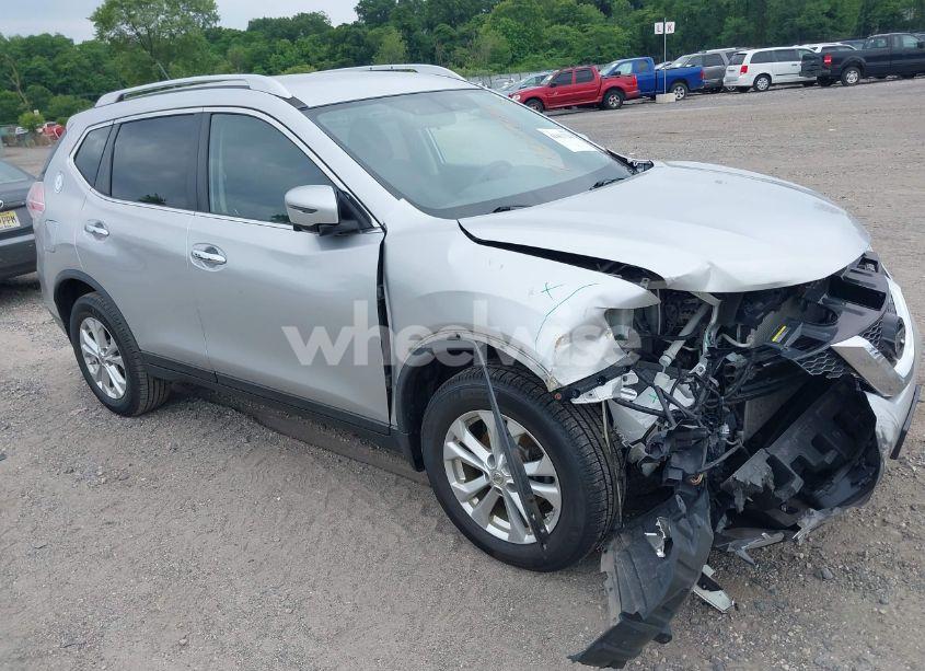 2016 Nissan Rogue SV (VIN JN8AT2MV8GW145781) main photo