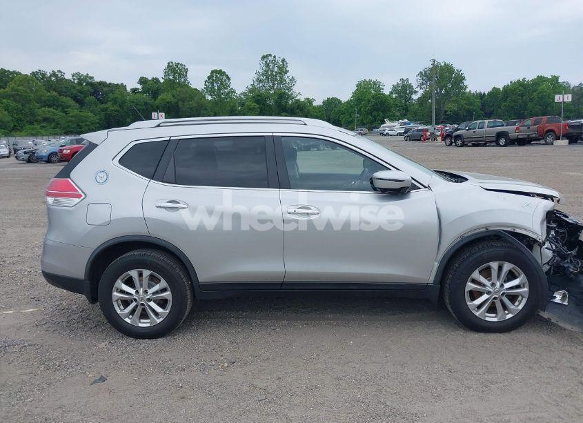 Photo 13 of 2016 Nissan Rogue SV (VIN JN8AT2MV8GW145781)
