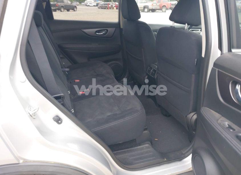 Photo 8 of 2016 Nissan Rogue SV (VIN JN8AT2MV8GW145781)