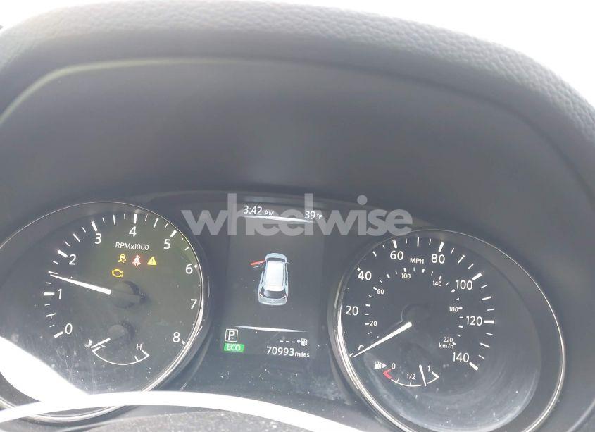 Photo 7 of 2017 Nissan Rogue S (VIN JN8AT2MV8HW001326)