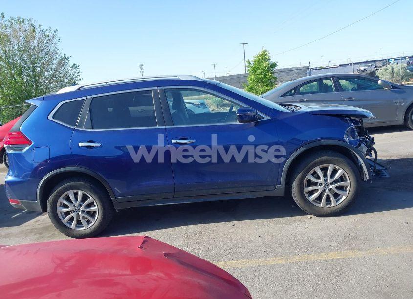 Photo 14 of 2017 Nissan Rogue SV (VIN JN8AT2MV8HW001701)