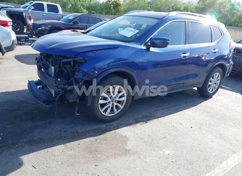 Photo 2 of 2017 Nissan Rogue SV (VIN JN8AT2MV8HW001701)