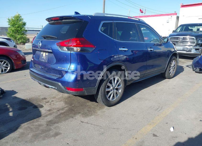 Photo 4 of 2017 Nissan Rogue SV (VIN JN8AT2MV8HW001701)