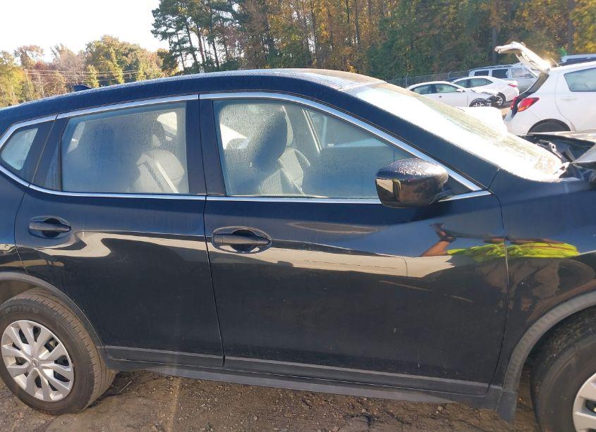 Photo 14 of 2017 Nissan Rogue S (VIN JN8AT2MV8HW002475)