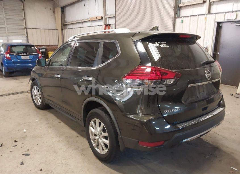 Photo 3 of 2017 Nissan Rogue SV (VIN JN8AT2MV8HW003786)