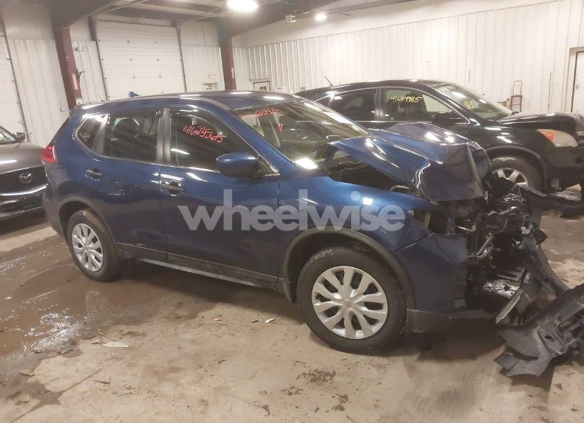 Photo 13 of 2017 Nissan Rogue S (VIN JN8AT2MV8HW014383)