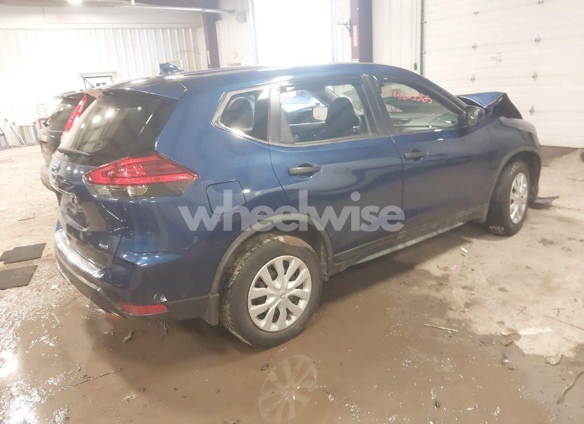 Photo 4 of 2017 Nissan Rogue S (VIN JN8AT2MV8HW014383)