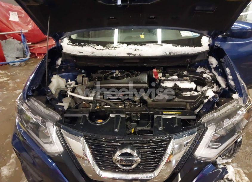 Photo 10 of 2017 Nissan Rogue SV (VIN JN8AT2MV8HW021351)