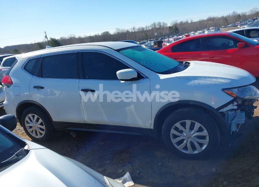 Photo 14 of 2017 Nissan Rogue S (VIN JN8AT2MV8HW027084)