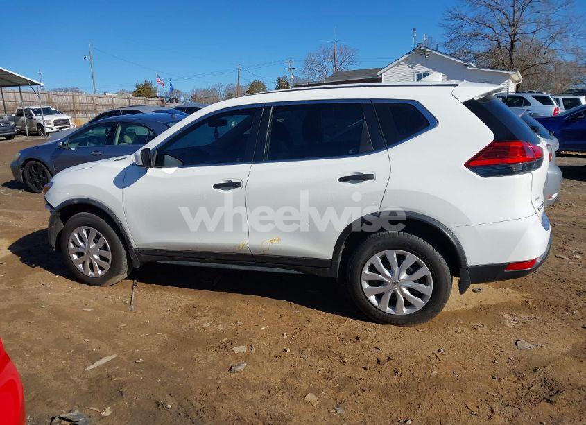 Photo 15 of 2017 Nissan Rogue S (VIN JN8AT2MV8HW027084)