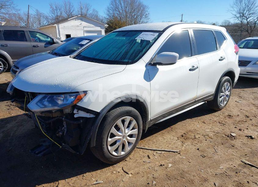 Photo 2 of 2017 Nissan Rogue S (VIN JN8AT2MV8HW027084)