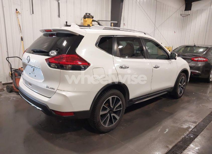 Photo 4 of 2017 Nissan Rogue SL (VIN JN8AT2MV8HW256848)