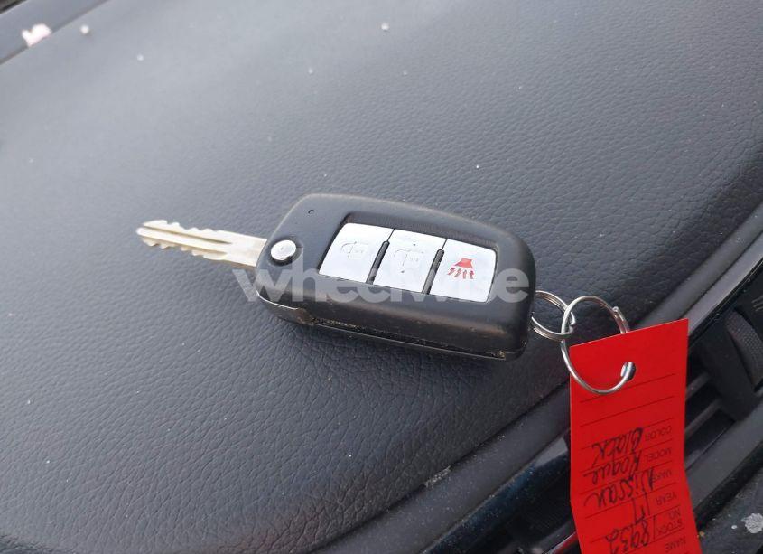 Photo 11 of 2017 Nissan Rogue S (VIN JN8AT2MV8HW256963)