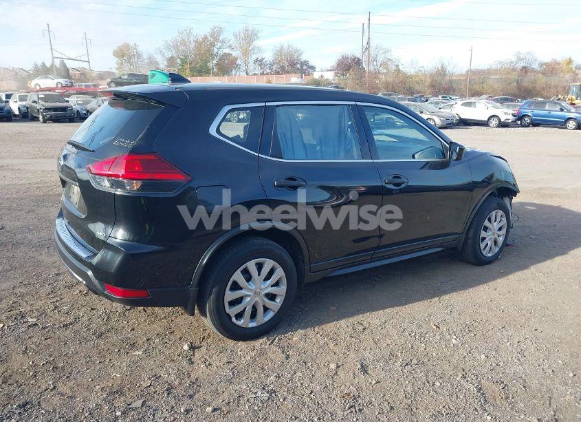 Photo 4 of 2017 Nissan Rogue S (VIN JN8AT2MV8HW256963)