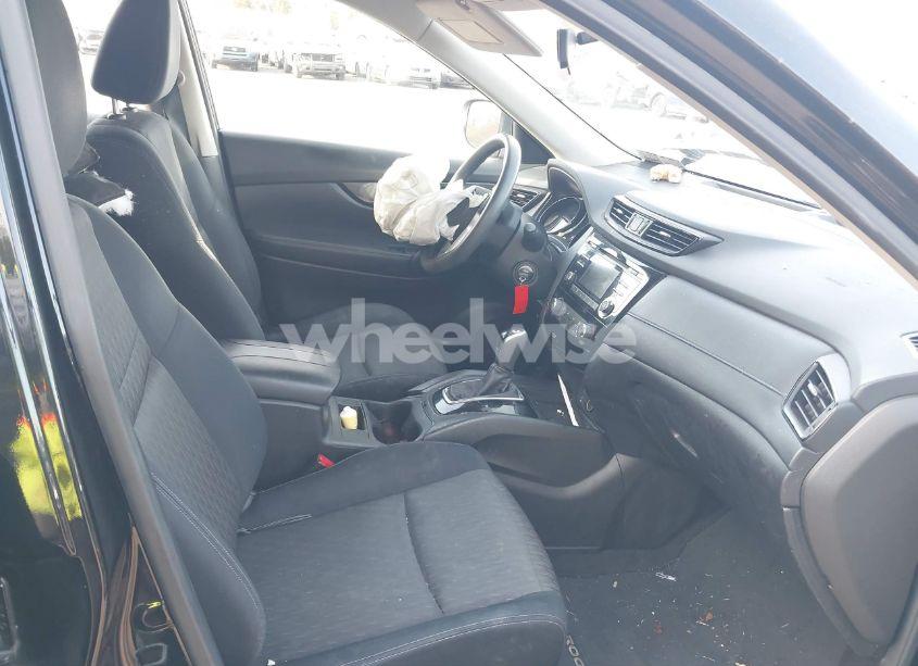 Photo 5 of 2017 Nissan Rogue S (VIN JN8AT2MV8HW256963)