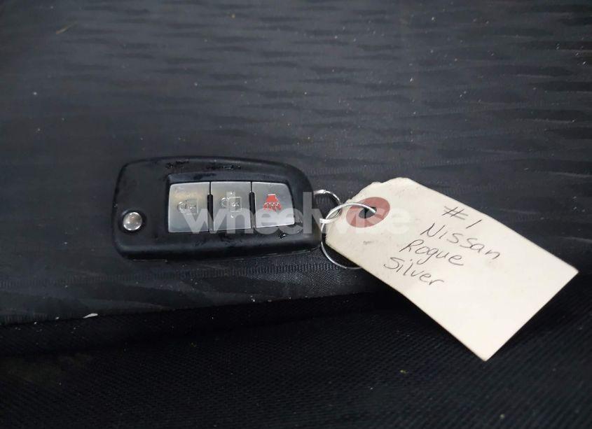 Photo 11 of 2017 Nissan Rogue S (VIN JN8AT2MV8HW257546)