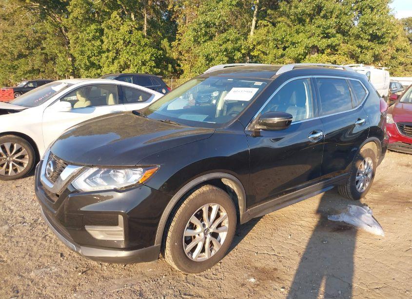 Photo 2 of 2017 Nissan Rogue SV (VIN JN8AT2MV8HW257756)