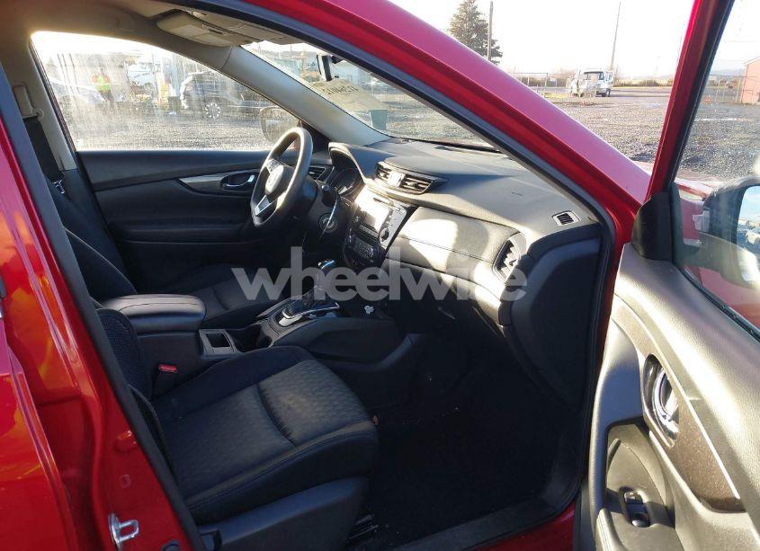 Photo 5 of 2017 Nissan Rogue S (VIN JN8AT2MV8HW266280)