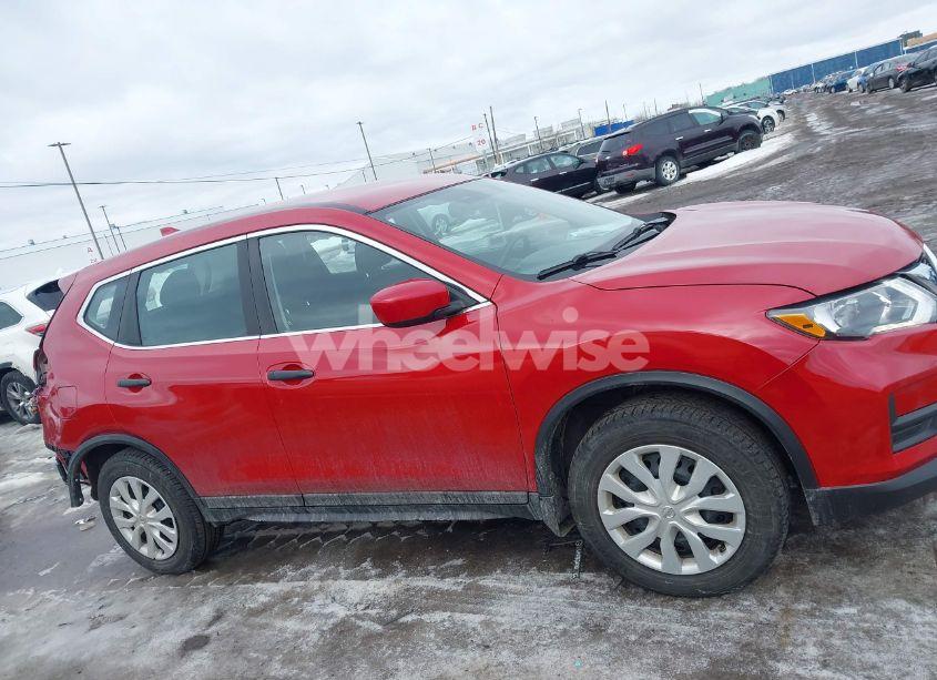 Photo 13 of 2017 Nissan Rogue S (VIN JN8AT2MV8HW268580)