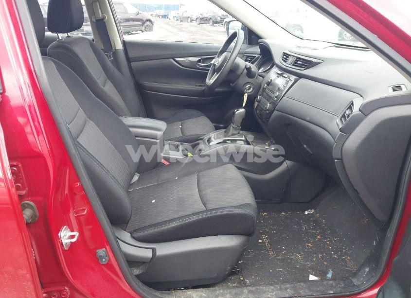 Photo 5 of 2017 Nissan Rogue S (VIN JN8AT2MV8HW268580)