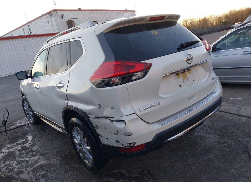 Photo 3 of 2017 Nissan Rogue SV (VIN JN8AT2MV8HW272113)