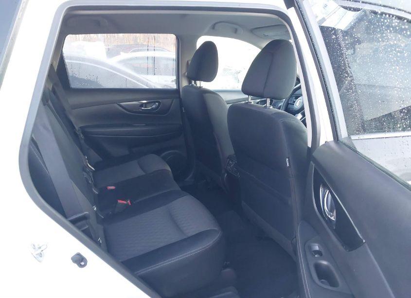 Photo 8 of 2017 Nissan Rogue SV (VIN JN8AT2MV8HW272113)