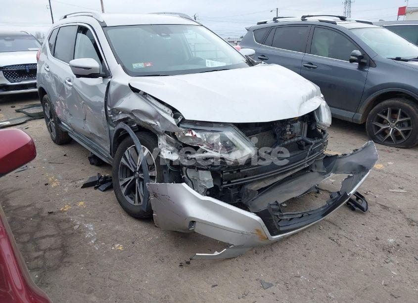 2018 Nissan Rogue SL (VIN JN8AT2MV8JW317315) main photo