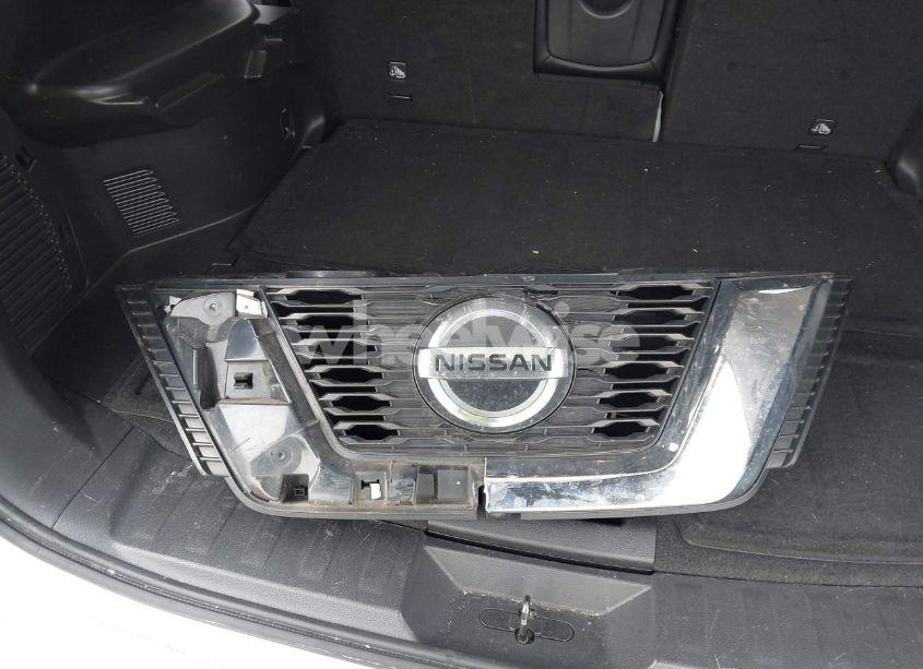 Photo 12 of 2018 Nissan Rogue SL (VIN JN8AT2MV8JW317315)