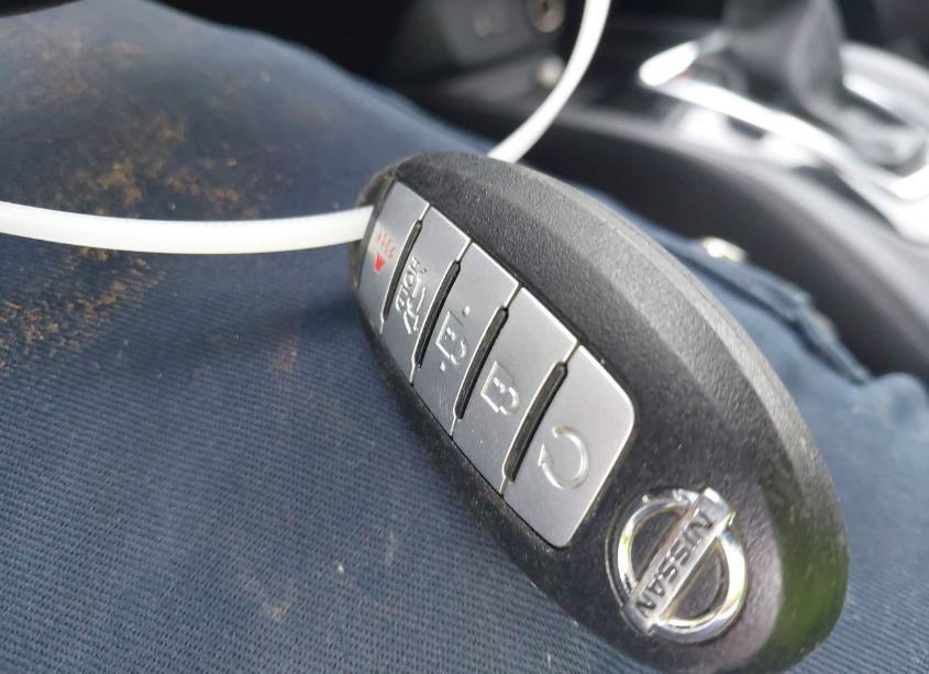 Photo 11 of 2018 Nissan Rogue SL (VIN JN8AT2MV8JW319775)