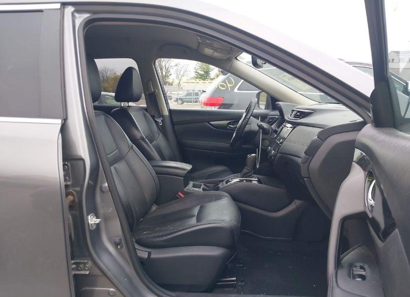 Photo 5 of 2018 Nissan Rogue SL (VIN JN8AT2MV8JW319775)